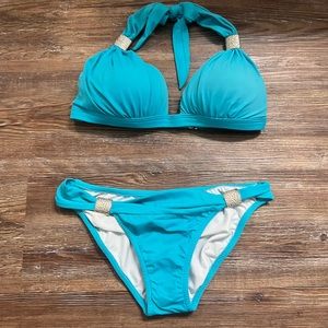 Venus bikini top size “B” bottom size 4